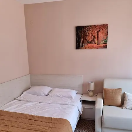 דירה Ski&spa - Semiramida Garden A16 בורובץ